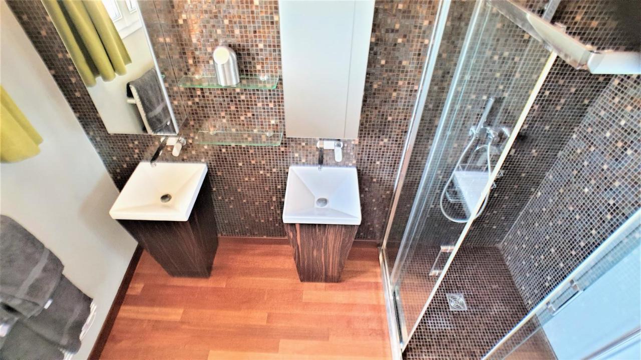 Appart'Hotel Luxe Vieil Antibes 75 M2 Avec Parking Plages A Pieds المظهر الخارجي الصورة